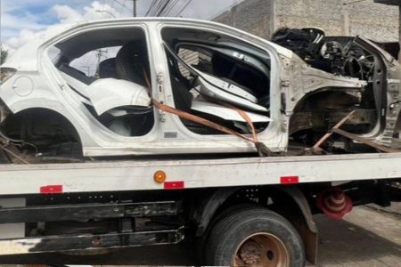 PM desarticula desmanche de carros roubados em Valéria