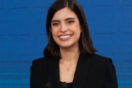 Tabata Amaral tem fotos íntimas falsas vazadas e vendidas em site adulto