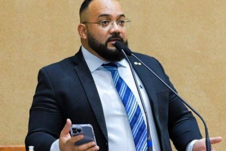 PT foi atropelado, apesar de vitória em Camaçari, diz Leandro de Jesus