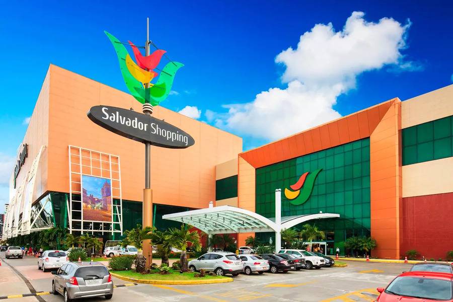 Shoppings recebem mutirão de inclusão para pessoas transgênero