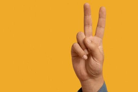 Como símbolos usados por facções colocam vidas em risco e ampliam a violência na Bahia