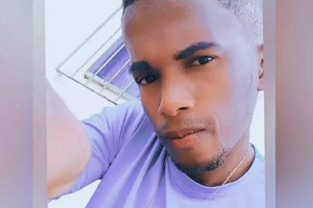 Jovem desaparece após banho de mar em praia de Valença