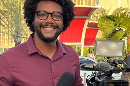 VÍDEO: Repórter da TV Bahia denuncia racismo em prédio na Pituba