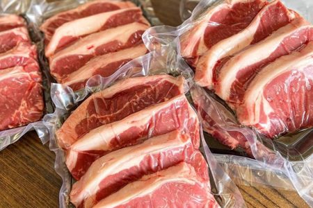 EUA investigam gigantes da carne por manipulação de preços e concentração de mercado