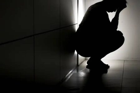 Pobreza eleva em 3 vezes risco de surgimento de ansiedade e depressão