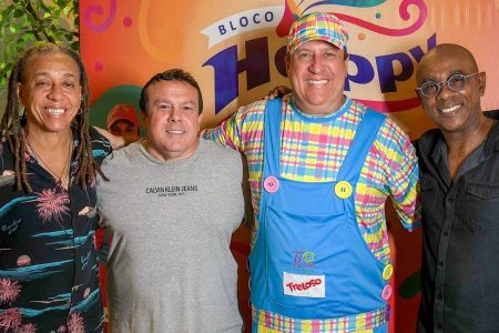 Bloco Happy leva alegria ao Campo Grande e revive a essência do Carnaval