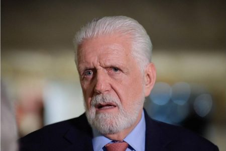 União Brasil aciona Justiça Eleitoral contra Jaques Wagner por divulgação de pesquisa falsa na Bahia