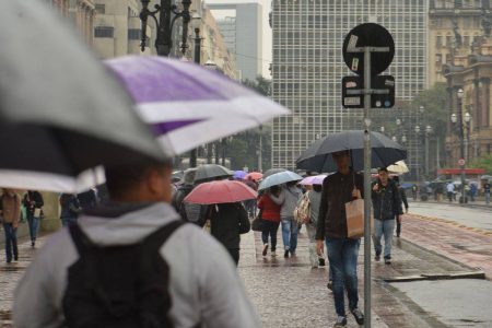 Chuva intensa mantém mais de 120 cidades da Bahia em alerta; Recôncavo e Vale do Jiquiriçá estão entre as regiões mais atingidas