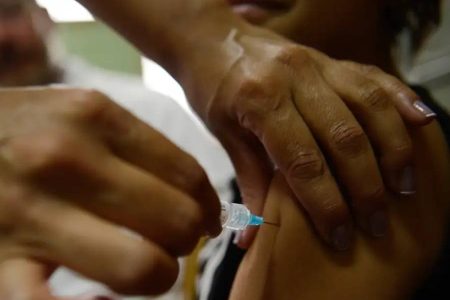 Vacinação contra HPV para jovens de 15 a 19 anos é prorrogada até dezembro