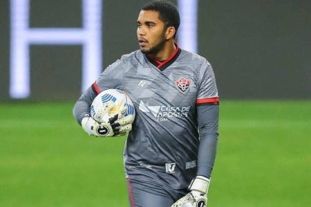 Fluminense faz proposta por Lucas Arcanjo, goleiro do Vitória