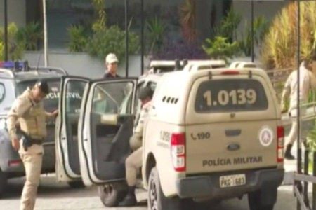 Empresário acusado de tentativa de homicídio e investigado por desaparecimentos deixa presídio em Salvador Empresário acusado de tentativa de homicídio e investigado por desaparecimentos deixa presídio em Salvador