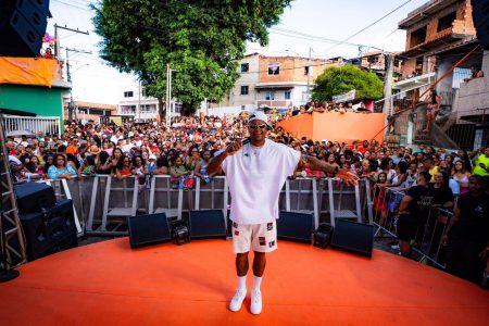Léo Santana celebra o Natal com show exclusivo em Boa Vista do Lobato Léo Santana celebra o Natal com show exclusivo em Boa Vista do Lobato