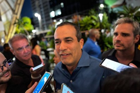 Kiki Bispo tem “todos os requisitos” para seguir líder na CMS, diz Bruno Reis Kiki Bispo tem “todos os requisitos” para seguir líder na CMS, diz Bruno Reis