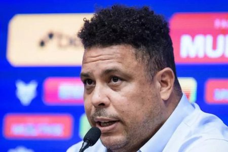 Ronaldo Fenômeno se candidata a presidência da CBF