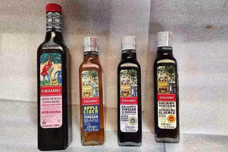 Receita Federal leiloa mercadorias apreendidas em Salvador