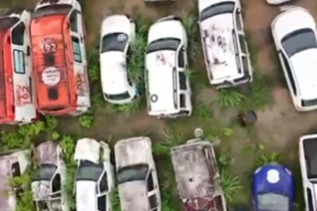 Prefeito de Eunápolis denuncia abandono de frota de veículos pela gestão anterior