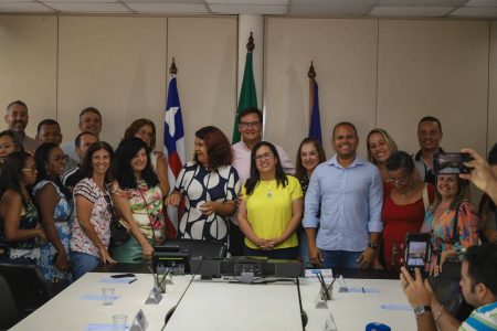 Prefeitura de Salvador lança novo regulamento para transporte escolar Prefeitura de Salvador lança novo regulamento para transporte escolar