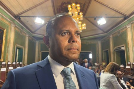 Muleta de Jerônimo, governo Lula vai mal, afirma Kiki Bispo Muleta de Jerônimo, governo Lula vai mal, afirma Kiki Bispo