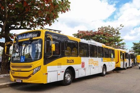 Rodoviários de Salvador cancelam greve após acordo com empresários Rodoviários de Salvador cancelam greve após acordo com empresários