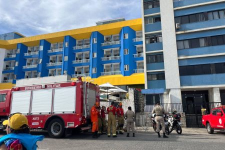 Princípio de incêndio provoca explosão e três pessoas ficam feridas em restaurante na Barra
