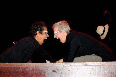 Teatro Sesi recebe peças intimistas que exploram memória e existência