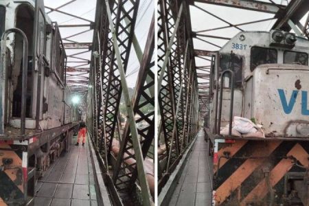 Recôncavo Baiano: Trem descarrila e bloqueia trânsito na madrugada desta quinta (16)