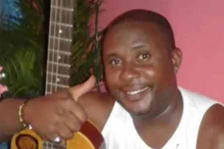 Acusado de matar filho de Mãe Bernadete tem liberdade concedida pelo TJBA
