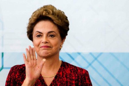 Comissão aprova anistia para Dilma Rousseff e concede indenização de R$ 100 mil