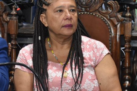 “Ditadura da cervejaria”, diz Marta Rodrigues sobre patrocinador do Carnaval de Salvador