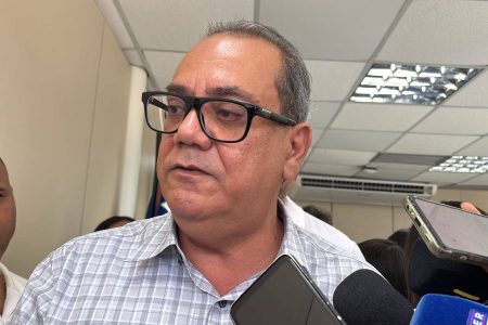 Carlos Muniz reforça que PSDB está contemplado com indicação na Saúde e defende autonomia do secretário