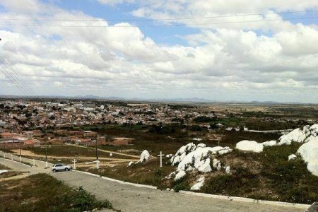Ministério Público instaura procedimento para apurar decreto da Prefeitura de Serrinha