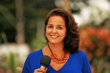 Andréa Silva é anunciada como nova apresentadora do Bahia Meio Dia