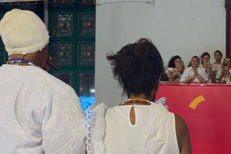 Márcio Victor se emociona com Preta Gil e recomenda mingau de cachorro Márcio Victor se emociona com Preta Gil e recomenda mingau de cachorro