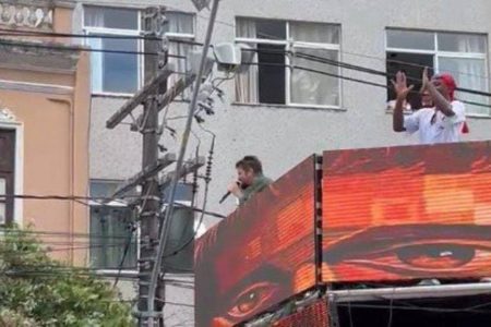 Saulo leva intérprete de libras para pipoca no Campo Grande