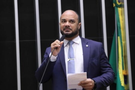 ‘Fora Lula e carregue Jerônimo junto’, diz Capitão Alden