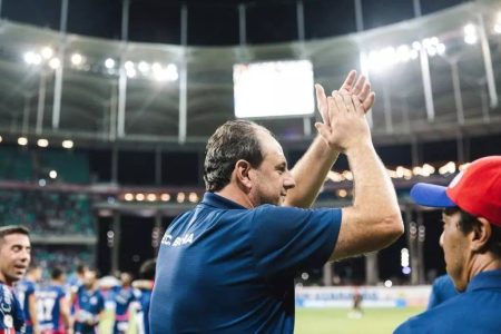 Rogério Ceni prepara mudança no Bahia para o Ba-Vi