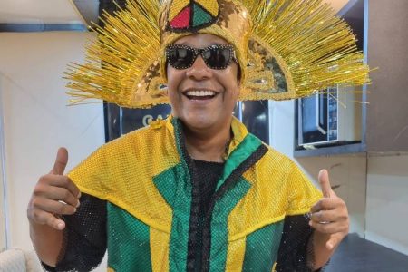 Márcio Victor fala sobre os 75 anos do trio elétrico, os 40 anos do Axé e o espaço do “pagodão baiano” no Carnaval de Salvador