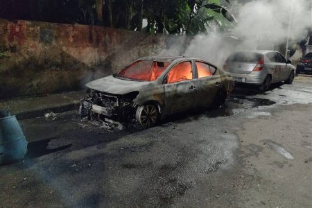 Vídeos mostram o resultado do ataque criminoso no Lobato; PM reforça patrulhamento na região