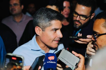 ACM Neto critica Jerônimo por “perder o controle” de conflitos no Extremo Sul da Bahia ACM Neto critica Jerônimo por “perder o controle” de conflitos no Extremo Sul da Bahia