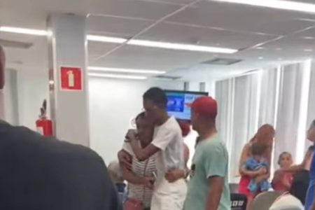Segurança dispara contra cliente dentro de agência bancária em Dias d’Ávila