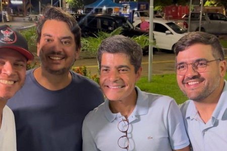 ACM Neto visita Ilhéus ao lado do prefeito Valderico Junior e continua agenda pelo interior