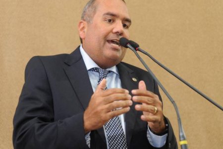 “Não podem dizer que ACM Neto é mau gestor”, diz Sandro Régis “Não podem dizer que ACM Neto é mau gestor”, diz Sandro Régis