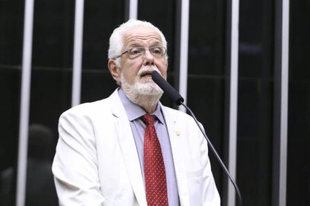 Solla defende governo Lula e diz que fraudes no INSS cresceram sob Bolsonaro