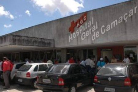 Camaçari: criança cai de janela do segundo andar e segue internada no Hospital Geral de Camaçari