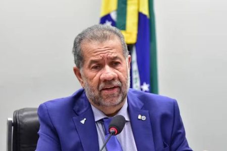 Ministro da Previdência admite que já tinha conhecimento de fraudes no INSS