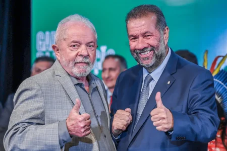 Após saída de Lupi, bancada do PDT na Câmara decide deixar base do governo