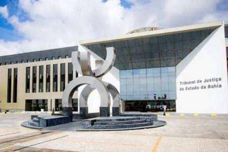 Justiça suspende greve dos servidores municipais de Salvador e impõe multa diária