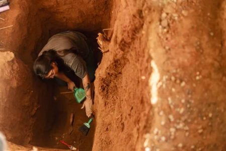 Arqueólogos confirmam localização de ‘cemitério de escravizados’ no Centro de Salvador