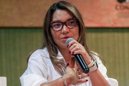 Na tentativa de aproximar governo dos cristãos, Janja terá terceiro encontro com mulheres evangélicas