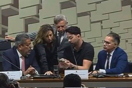 Rico Melquiades joga durante CPI das Apostas e ganha no “Jogo do Tigrinho”